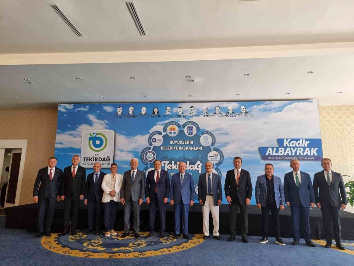 CHP’li belediye başkanları Tekirdağ’da toplandı
