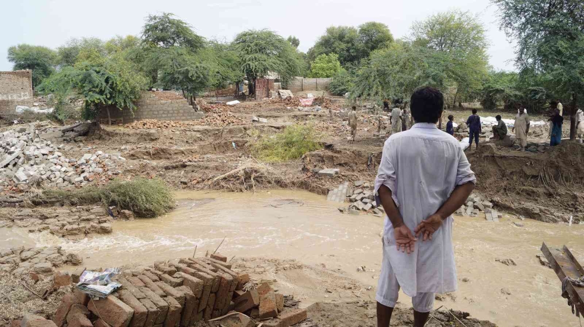 Pakistan’daki sellerde 2 ayda 777 kişi öldü, 300 bin kişi evsiz kaldı
