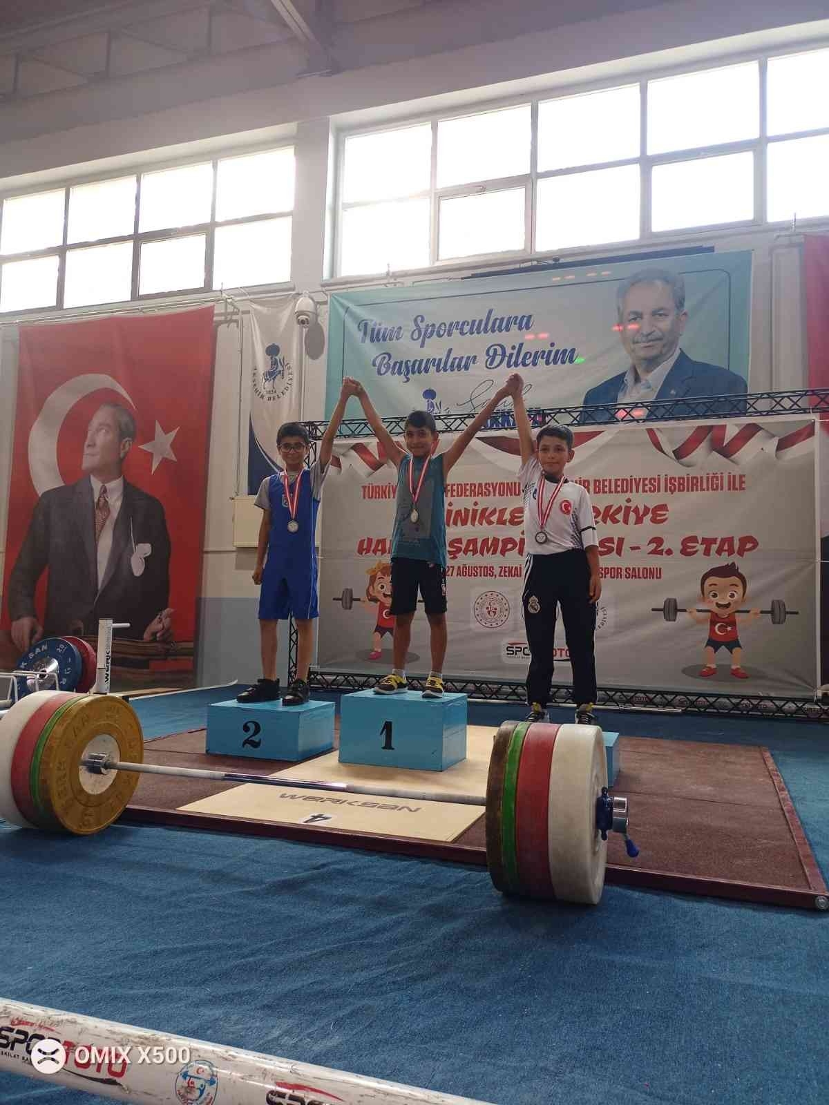 Aydınlı Çelebi Karataş, Türkiye Şampiyonu oldu
