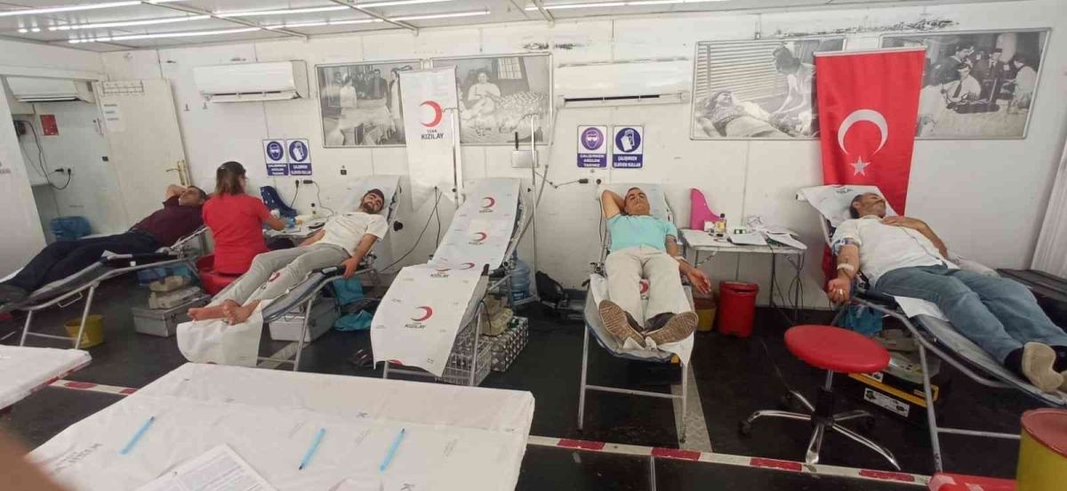 Kulp’ta kan bağışı kampanyasında 105 ünite kan toplandı
