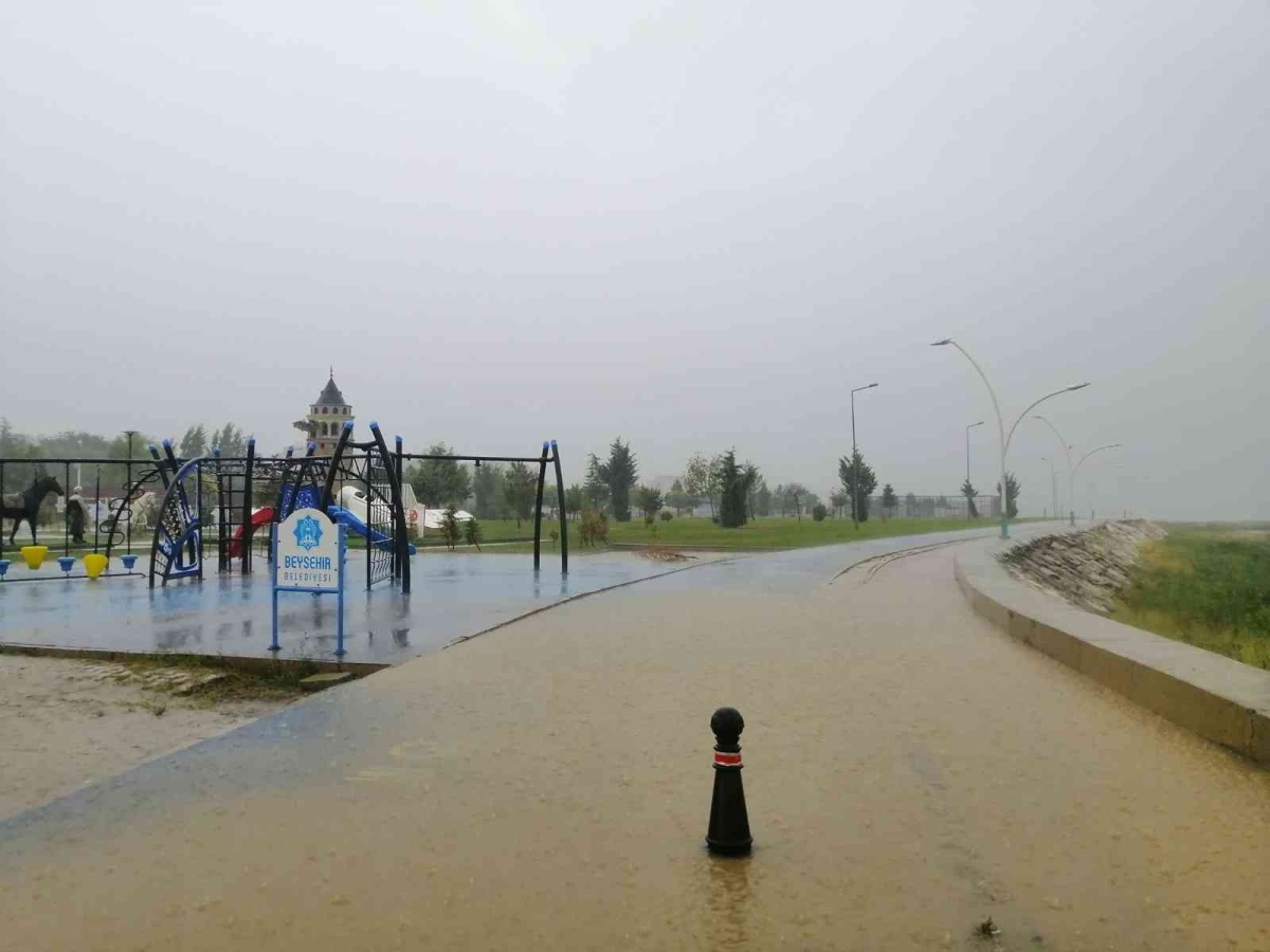 Beyşehir’de son 24 saatte metrekareye 23,3 kilogram yağış düştü
