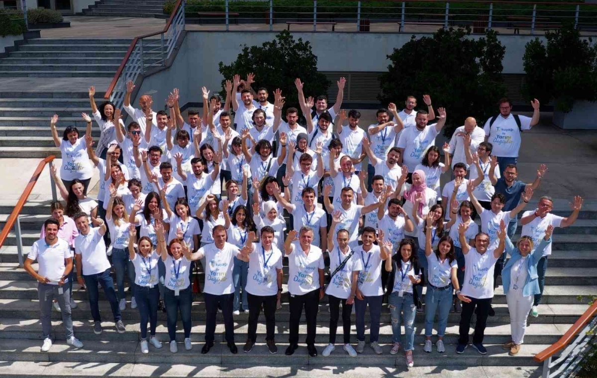 Turkcell’in genç istihdam programı GNÇYTNK 2022 tamamlandı

