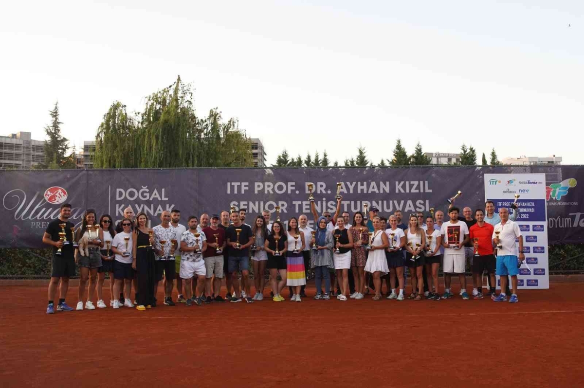 Prof. Dr. Ayhan Kızıl Senior Tenis Turnuvası sona erdi
