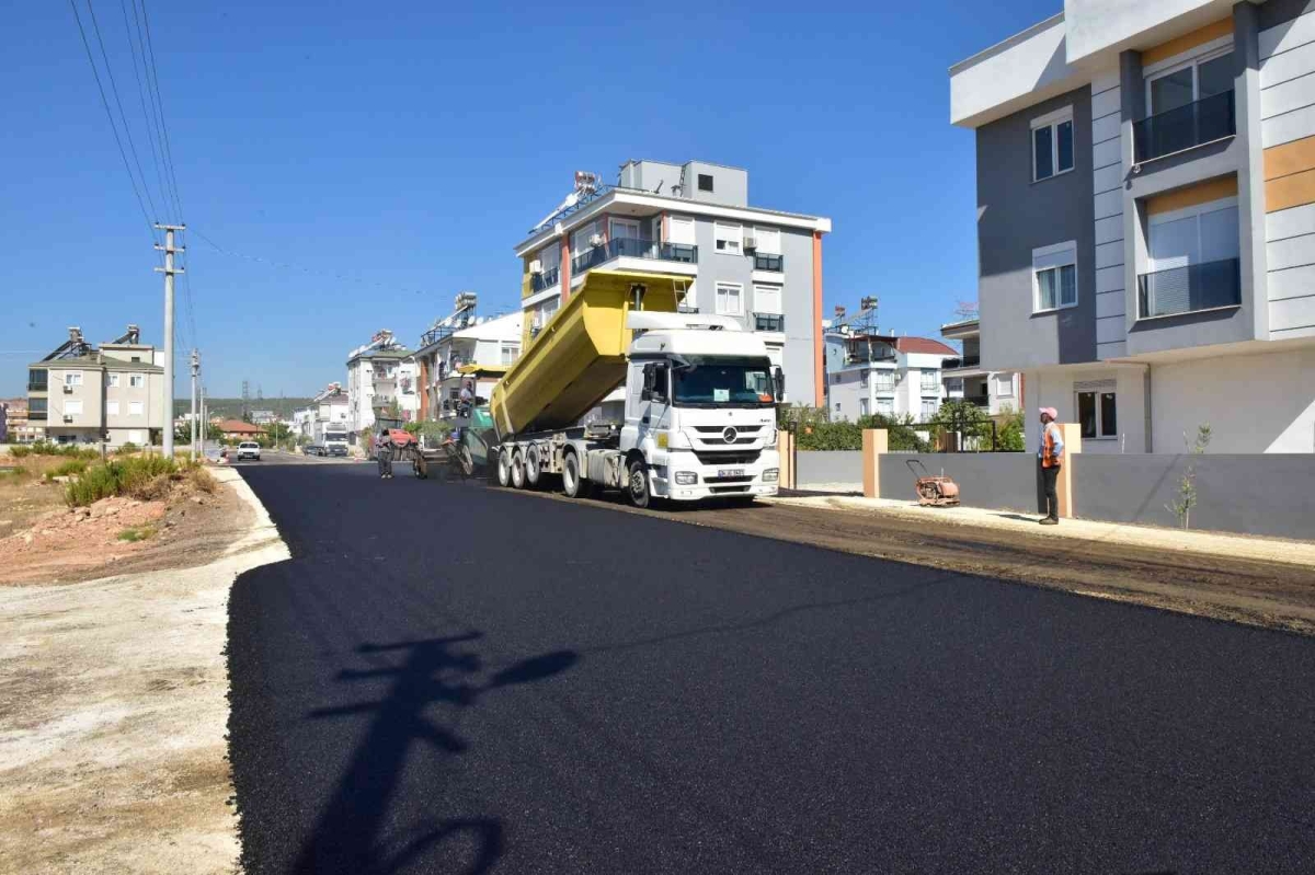 Habibler Mahallesi’ne 40 bin metrekarelik asfalt çalışması
