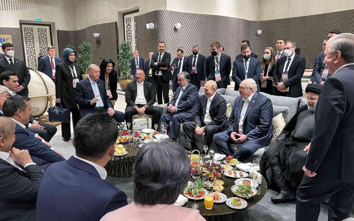 Şanghay Zirvesine damga vuran kare
