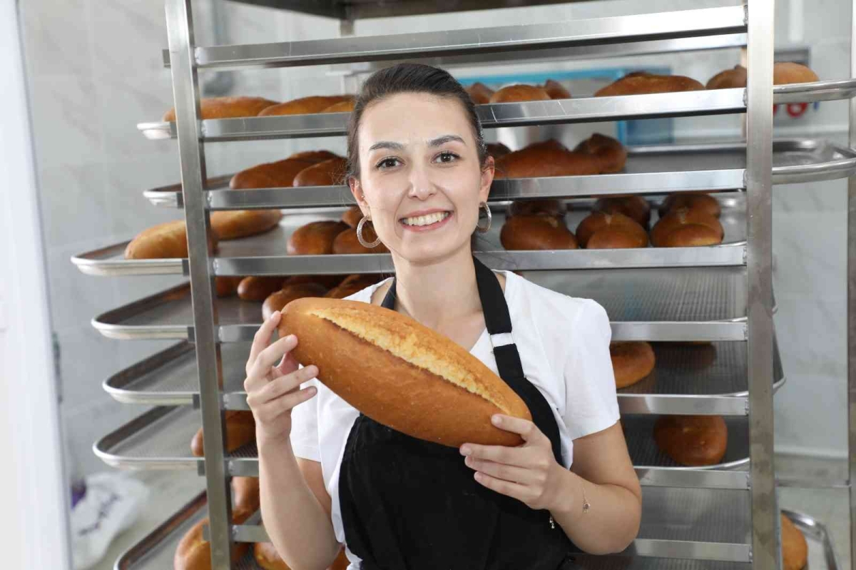 Ağrı’da öğrenciler günlük 10 bin ekmek üretecek
