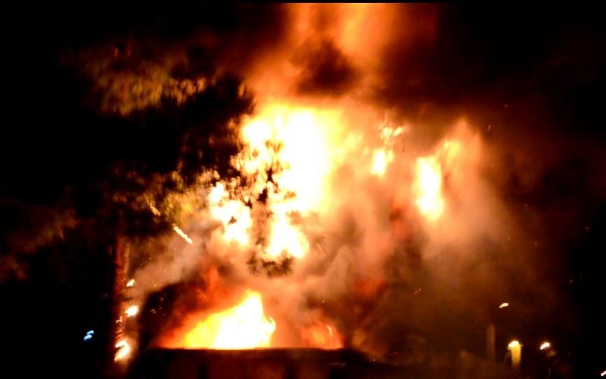 Çorlu’da korkutan yangın: Alevler geceyi aydınlattı
