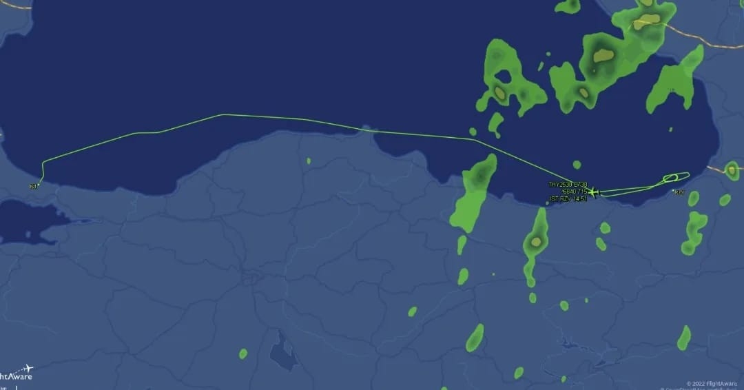 Hava muhalefeti nedeniyle Rize’ye inemeyen uçak Samsun’a indi
