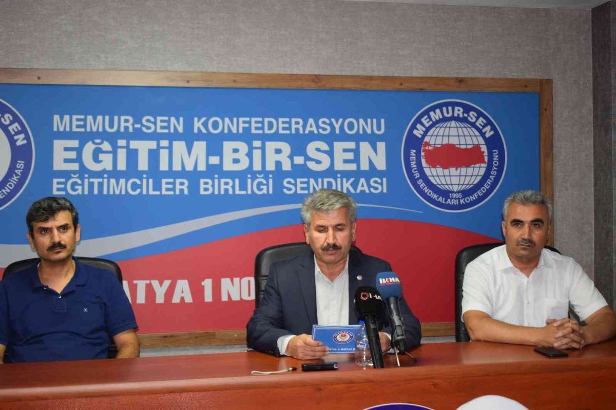 Söylemez eğitim sorunlarını anlattı
