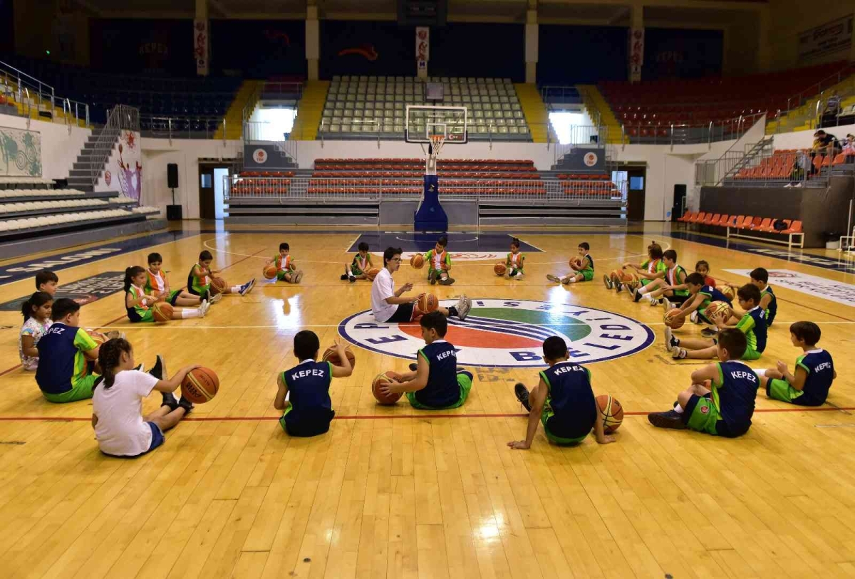Kepez’den 10 branşta spor okulu
