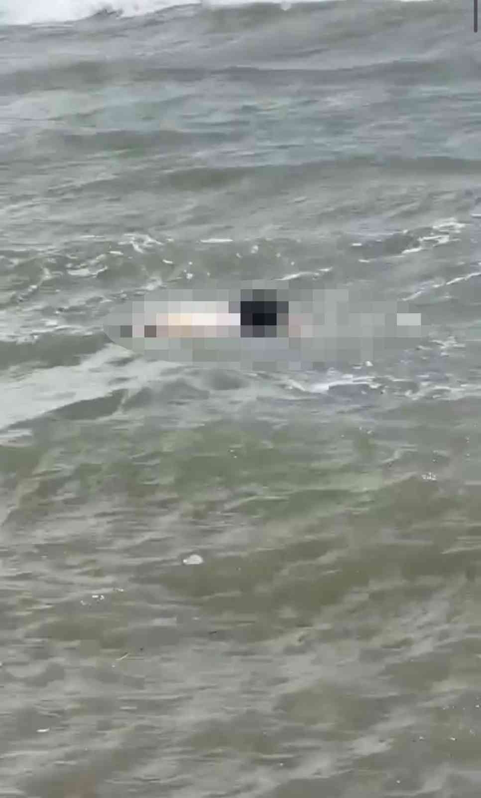 Antalya’da denizde erkek cesedi bulundu
