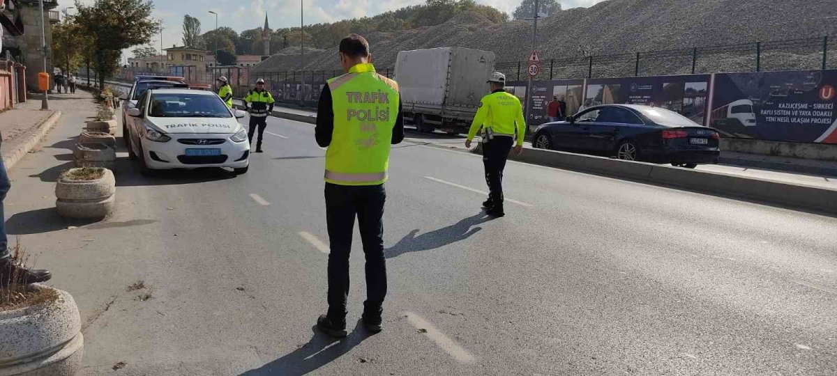 Fatih’te dron destekli trafik denetimi: Kurallara uymayan sürücülere ceza yağdı
