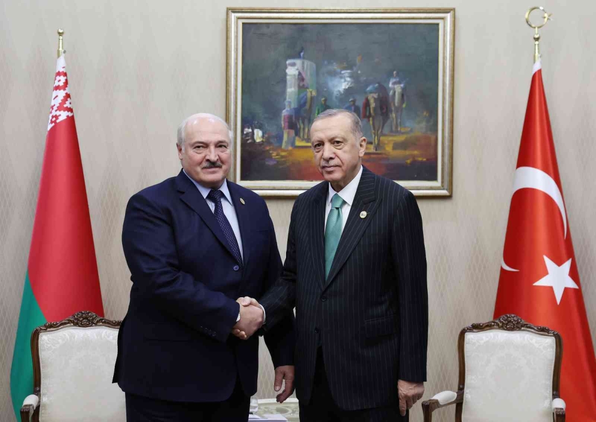 Cumhurbaşkanı Erdoğan, Belarus Cumhurbaşkanı Lukaşenko ile görüştü

