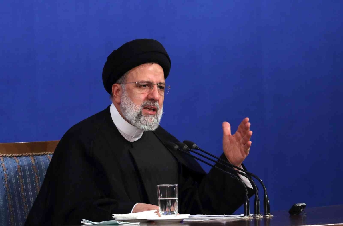 İran Cumhurbaşkanı Reisi: “ABD Başkanı yaptığı açıklamalarla diğer ülkelerde kaos ve terörü kışkırtıyor”

