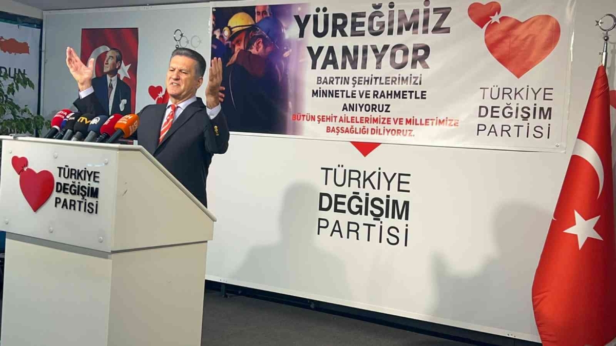 Mustafa Sarıgül: “TDP olarak böyle günlerde önce yaraları saran, acıları paylaşan bir partiyiz