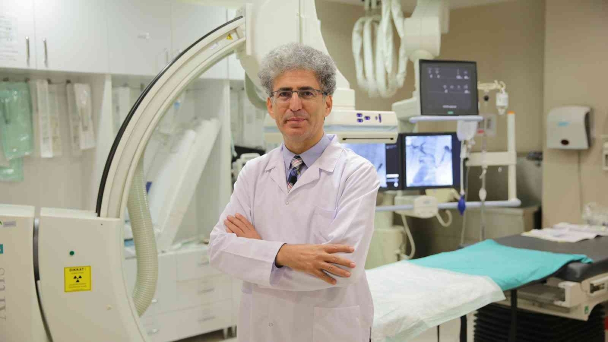 Prof. Dr. Ercan Kocakoç: “Safra yolu kanserinin ameliyatsız tedavisi mümkün”

