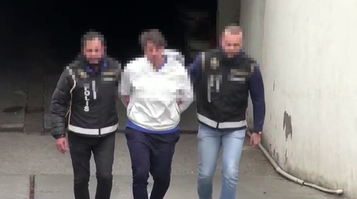 Eski futbolcu Zafer Biryol yeniden gözaltında
