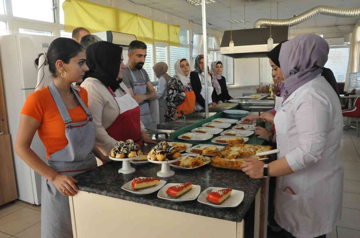 Mardin’de kadınlar İtalyan ve Fransız mutfağını öğrenerek iş hayatına hazırlanıyor
