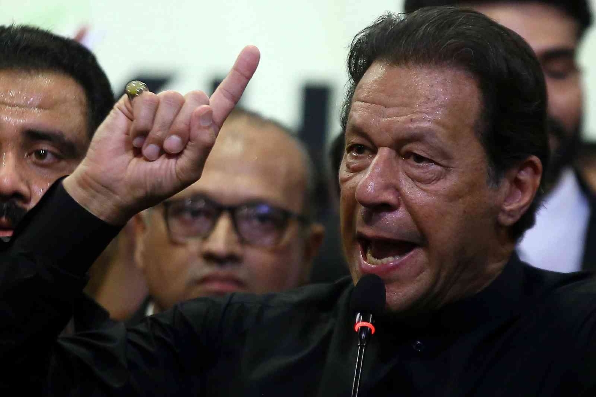 Pakistan eski Başbakanı Imran Khan’a 5 yıl siyasi yasak
