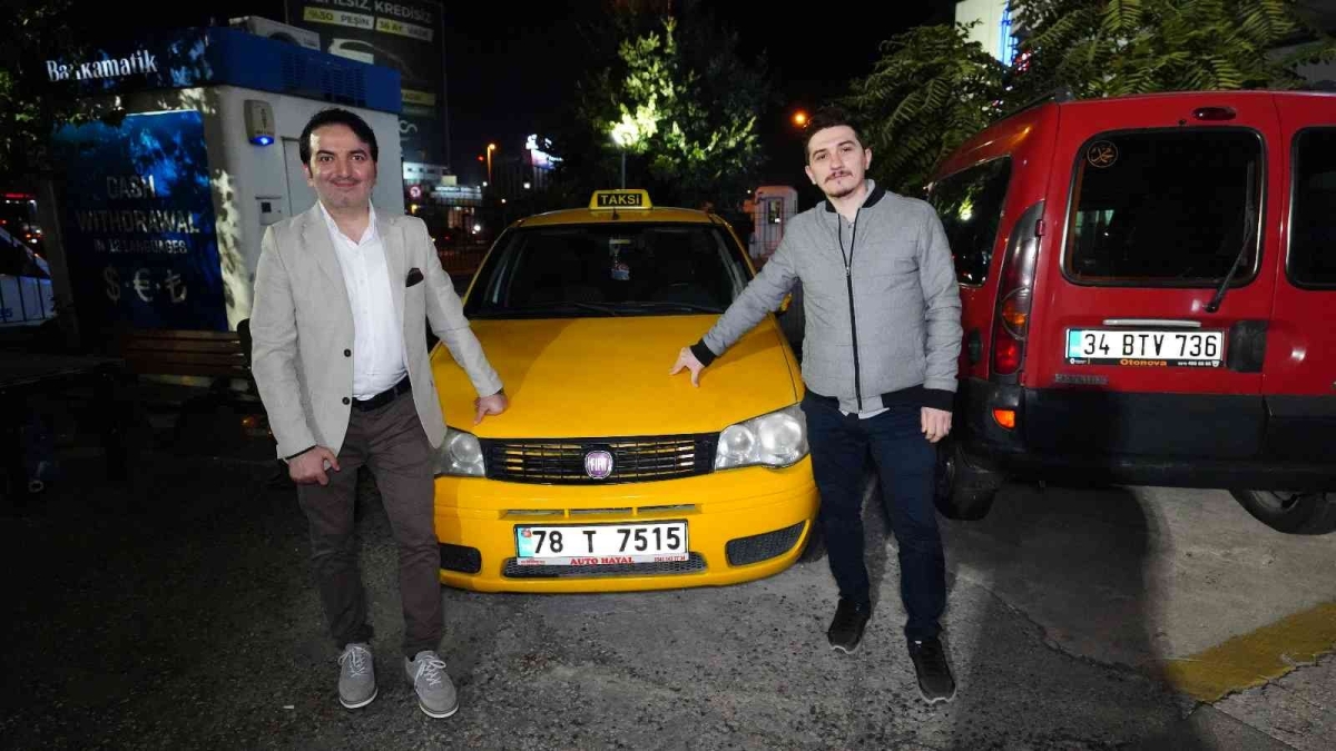 Zeytinburnulu taksiciler Radyo Başakşehir’de
