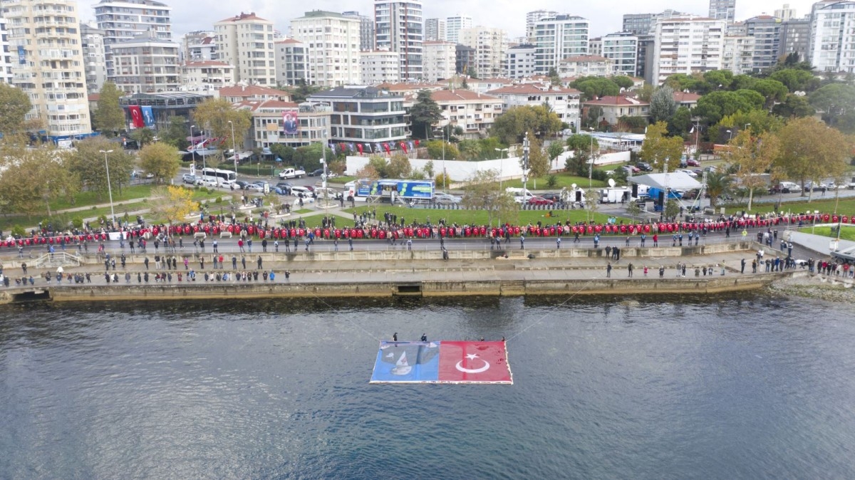 Kadıköy'de Ata'ya Saygı Zinciri Oluşturulacak