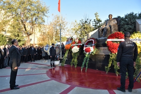 Marmara Üniversitesi’nde 10 Kasım Atatürk’ü Anma Töreni Gerçekleştirildi
