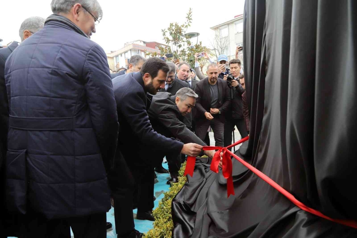 Bağcılar’da Türkiye-Kazakistan Kardeşlik Anıtı açıldı
