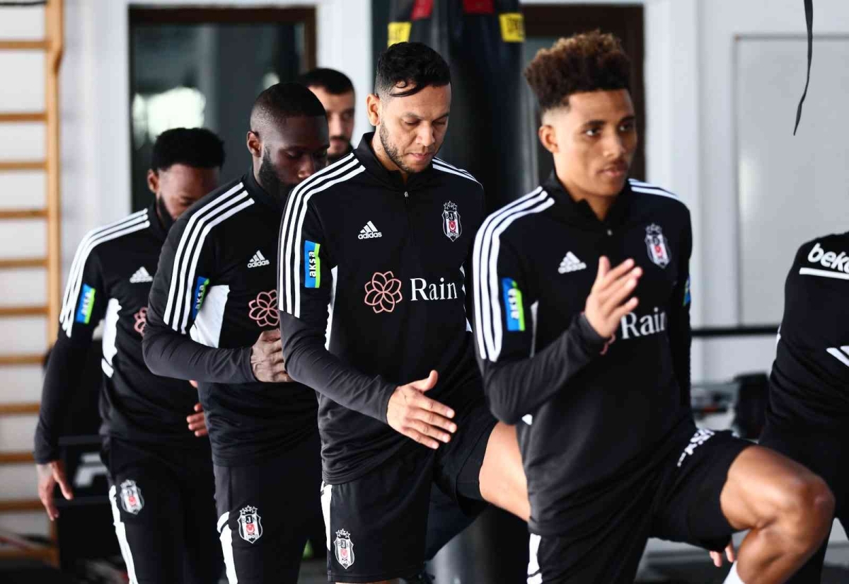 Beşiktaş’ta Kasımpaşa maçı hazırlıkları başladı

