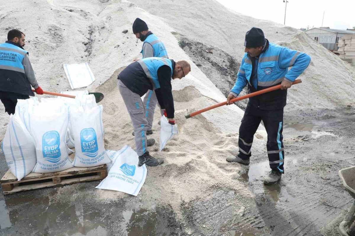 Eyüpsultan Belediyesi karla mücadele hazırlıklarını tamamladı
