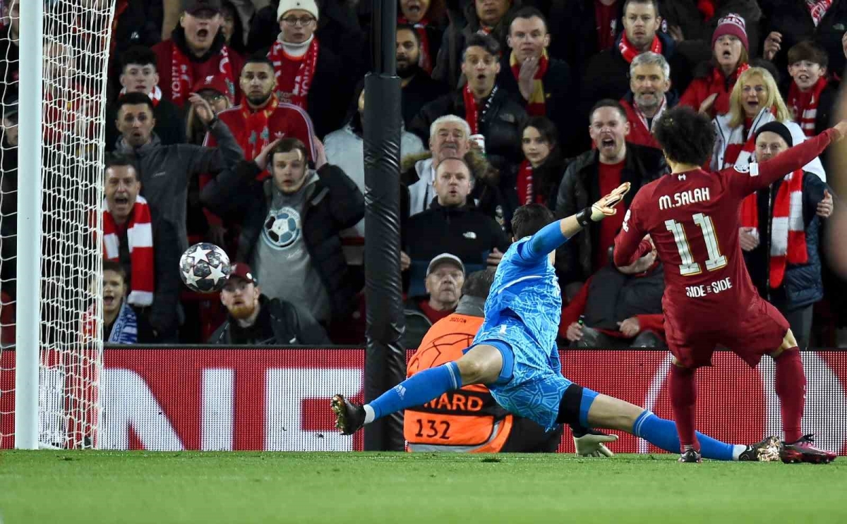 Mohamed Salah, Liverpool tarihine geçti
