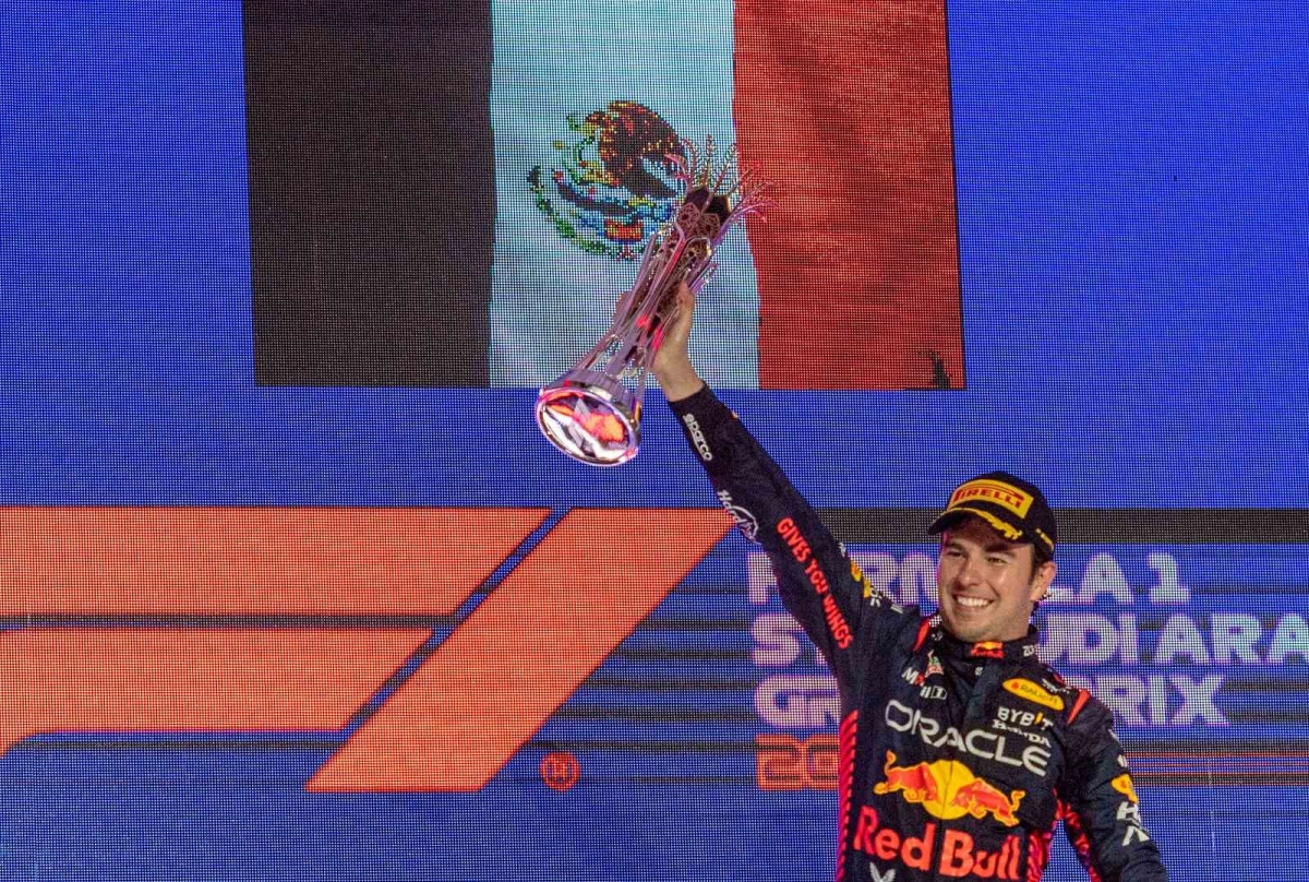 Suudi Arabistan Grand Prix’sinde kazanan Sergio Perez
