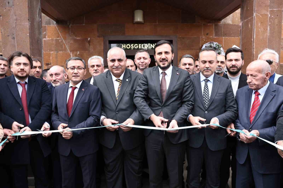 Bağcılar’da Bitlis Konağı düzenlenen törenle hizmete açıldı
