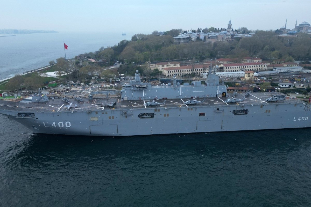 TCG Anadolu’ya 7’den 70’e ziyaretçi akını sürüyor

