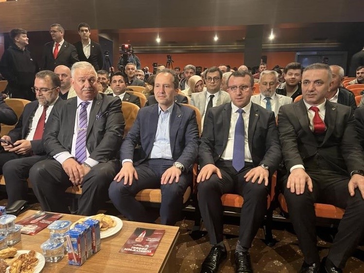 Yeniden Refah Partisi Genel Başkanı Fatih Erbakan, Tokatlılarla buluşma programına katıldı
