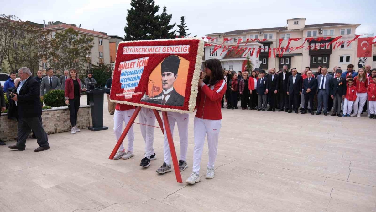 Büyükçekmece’de 19 Mayıs Atatürk’ü anma Gençlik ve Spor Bayramı dolayısıyla etkinlik yapıldı
