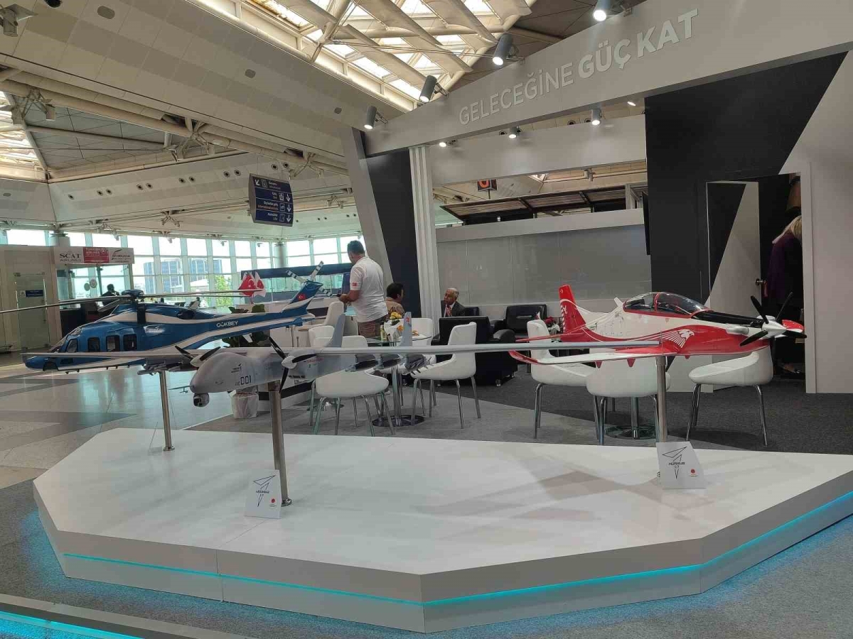 Atatürk Havalimanı’nda Havacılık Eğitim Fuarı açıldı
