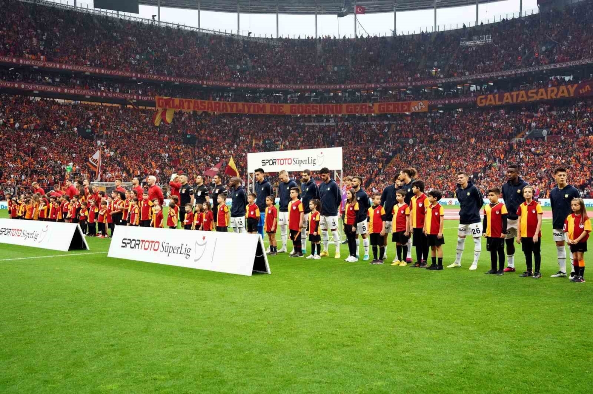 Spor Toto Süper Lig: Galatasaray: 0 - Fenerbahçe: 0 (Maç devam ediyor)
