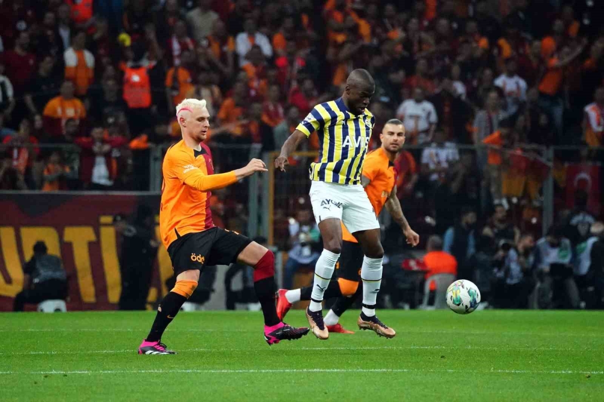 Spor Toto Süper Lig: Galatasaray: 3 - Fenerbahçe: 0 (Maç sonucu)

