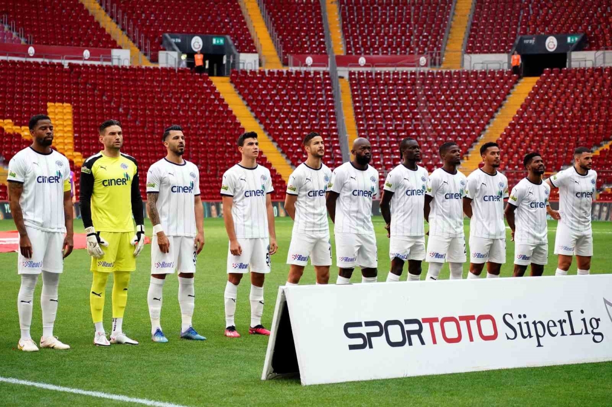 Spor Toto Süper Lig: Fatih Karagümrük: 1 - Kasımpaşa: 0 (Maç devam ediyor)
