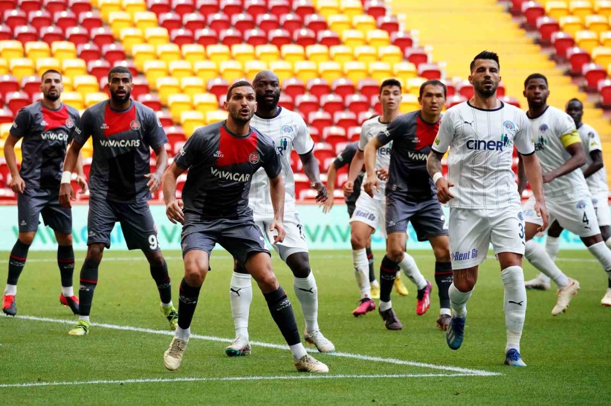 Spor Toto Süper Lig: Fatih Karagümrük: 3 - Kasımpaşa: 0 (Maç sonucu)
