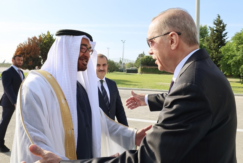 Cumhurbaşkanı Erdoğan, BAE Devlet Başkanı Al Nahyan ile bir araya geldi
