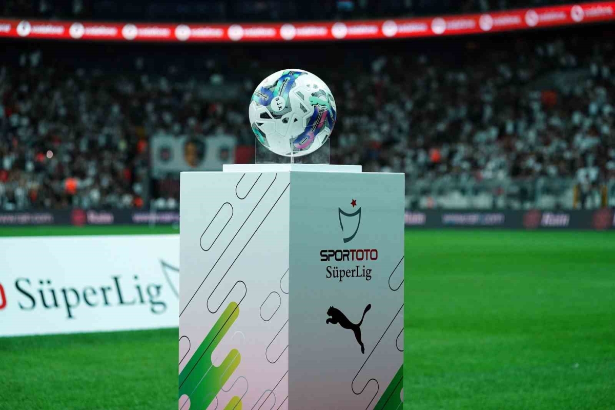 2022-2023 sezonu Spor Toto Süper Lig, 1. Lig ve Türkiye Kupası tescil edildi
