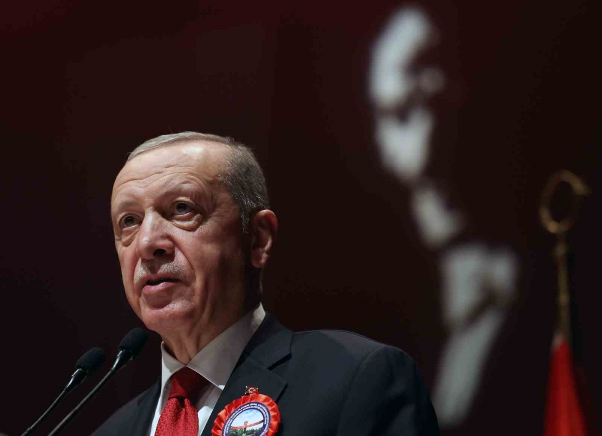 Cumhurbaşkanı Erdoğan: “Terör örgütleri ile arasına mesafe koymayan bir devlet NATO’ya nasıl kaktı yapabilir