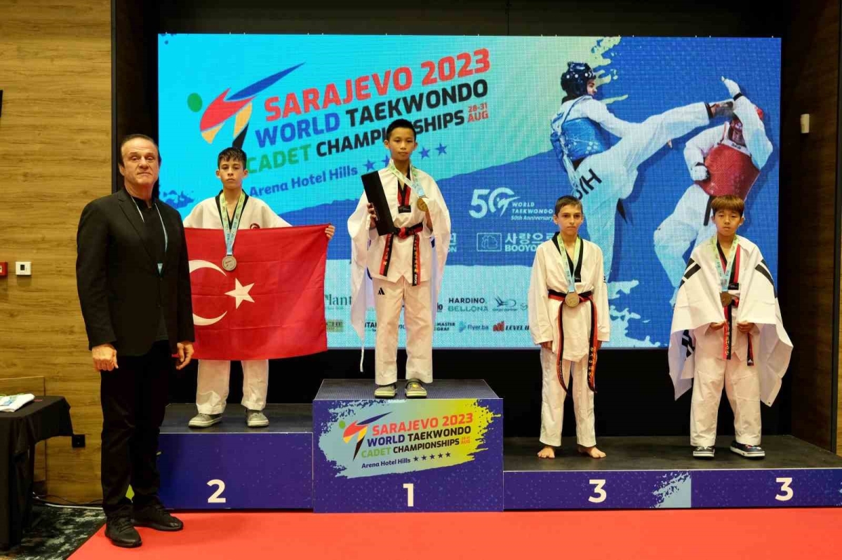 Utku Kap’tan, Dünya Yıldızlar Tekvando Şampiyonası’nda gümüş madalya
