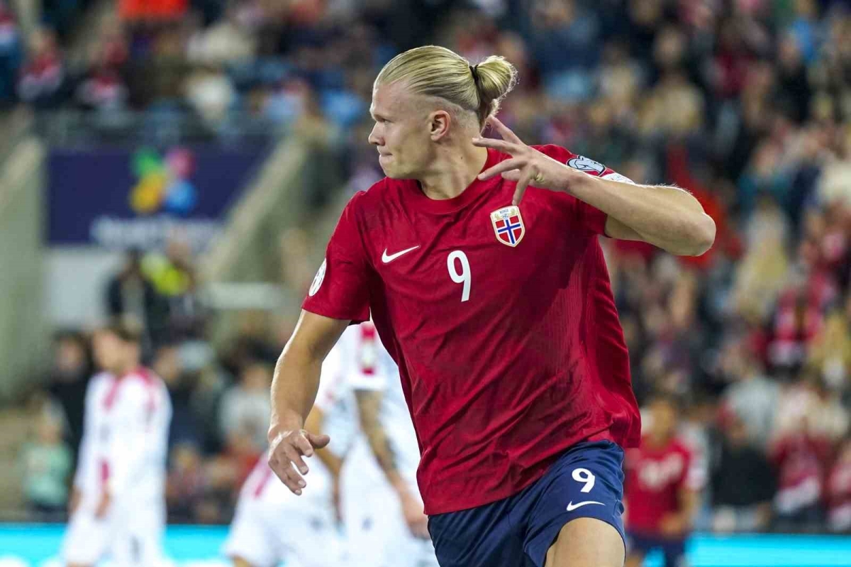 Erling Haaland, Norveç Milli Takımı ile 26 maçta 25 gole ulaştı

