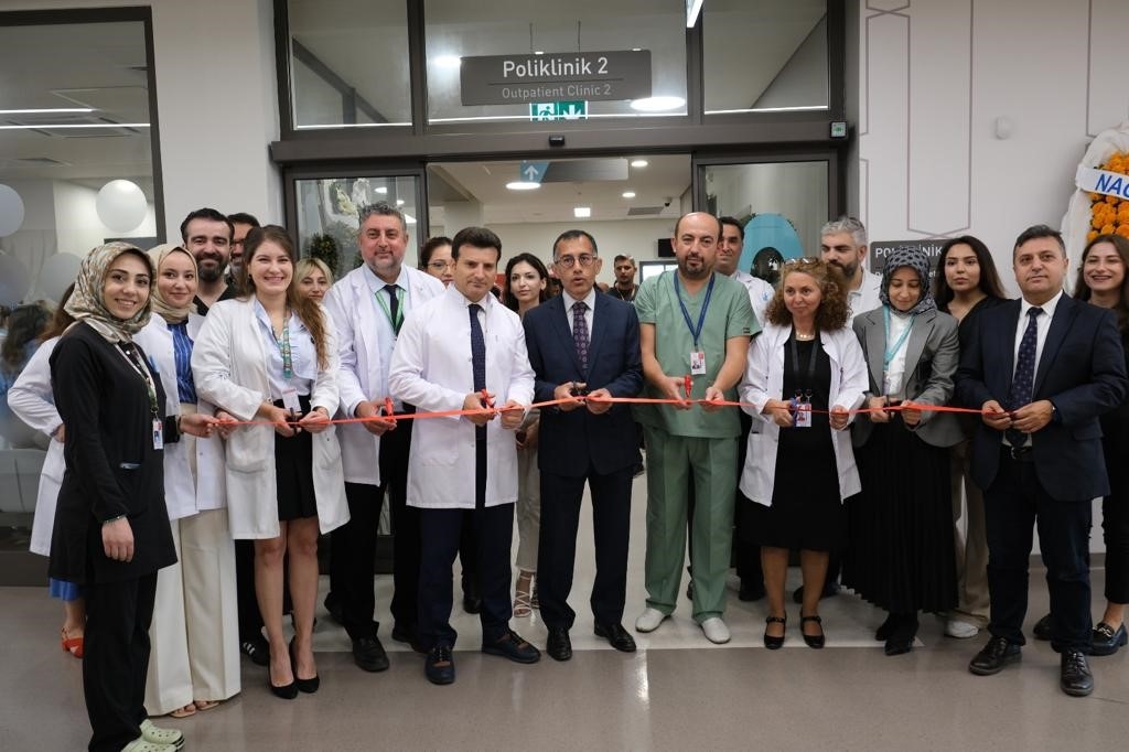 Başakşehir Çam ve Sakura Şehir Hastanesi Dermatokozmetoloji Merkezi açıldı: 
