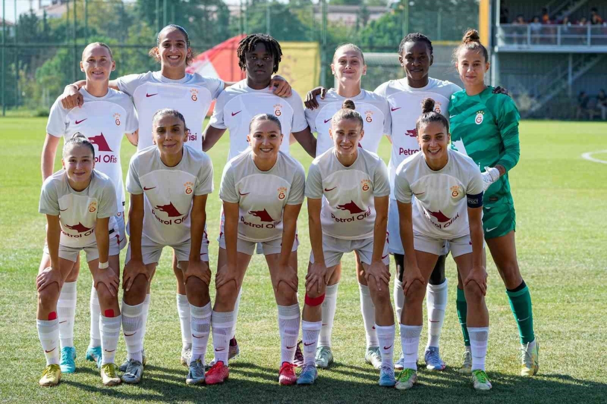 Petrol Ofisi Grubu, Galatasaray kadın futbol takımına yeni sezonda da destek veriyor
