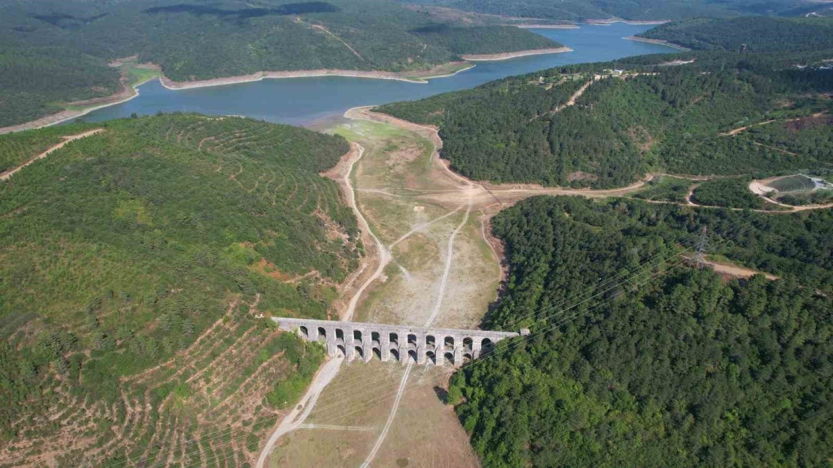 İstanbul’da sağanak yağış sonrası barajlardaki su seviyesi yüzde 23’ün üzerine çıktı
