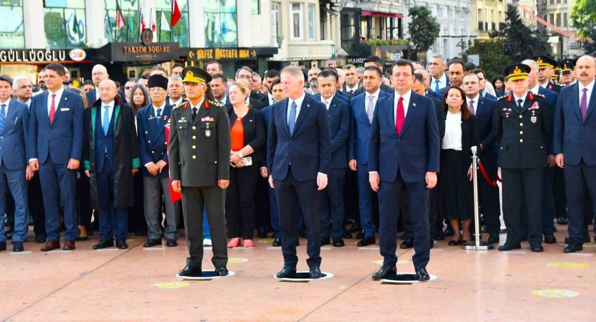 İstanbul’un kurtuluşunun 100. yıl dönümü Taksim’de kutlandı
