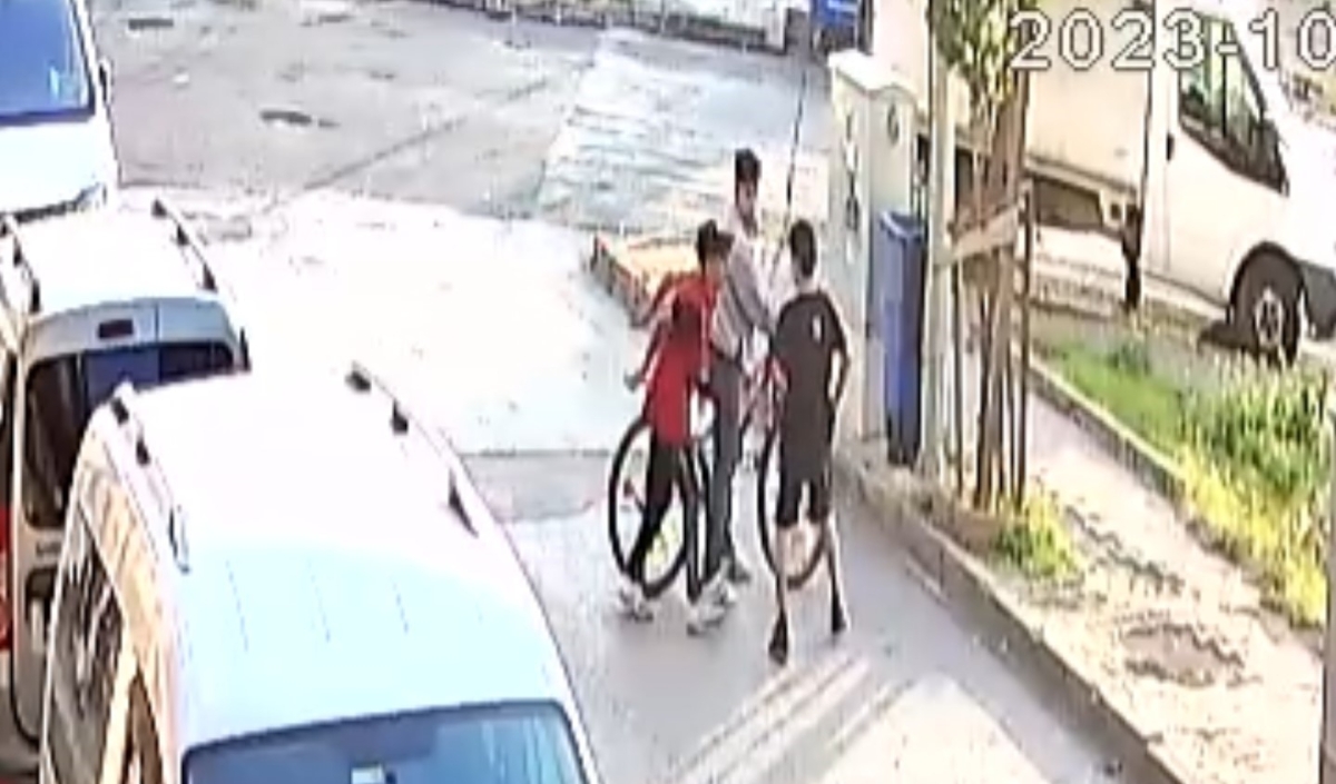 Sultangazi’de bisiklet hırsızlığı
